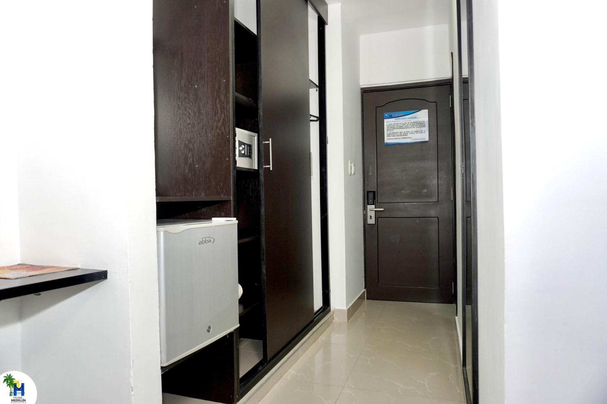 Hotel Medellin Rodadero Gaira Екстер'єр фото
