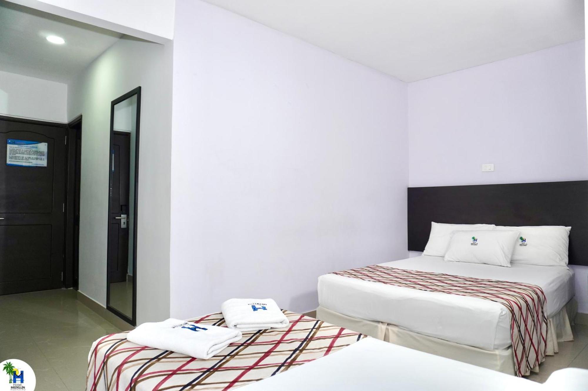 Hotel Medellin Rodadero Gaira Екстер'єр фото